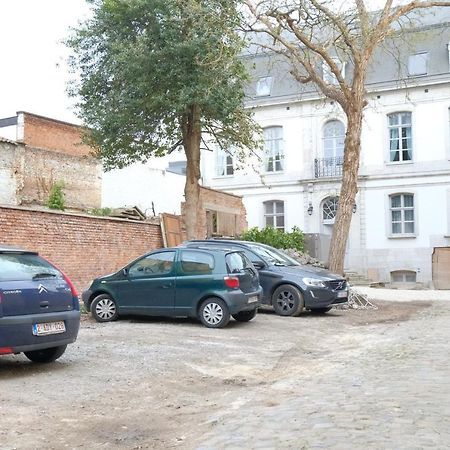 La Maison De La Duchesse De La Valliere - Chambre Rosaline - Parking Prive Gratuit Mons Exterior photo